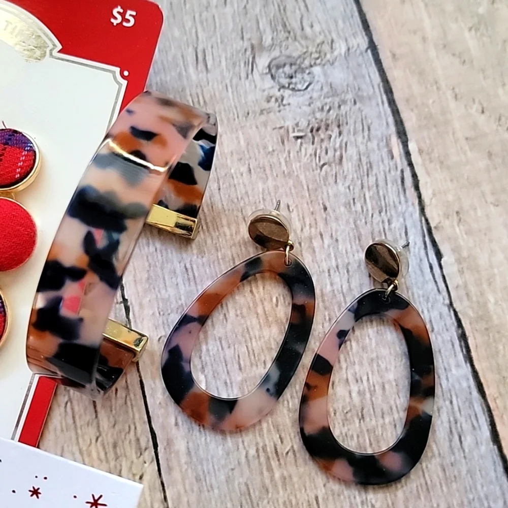 Set of Ann Taylor Loft Jewelry - Picture 6 of 6